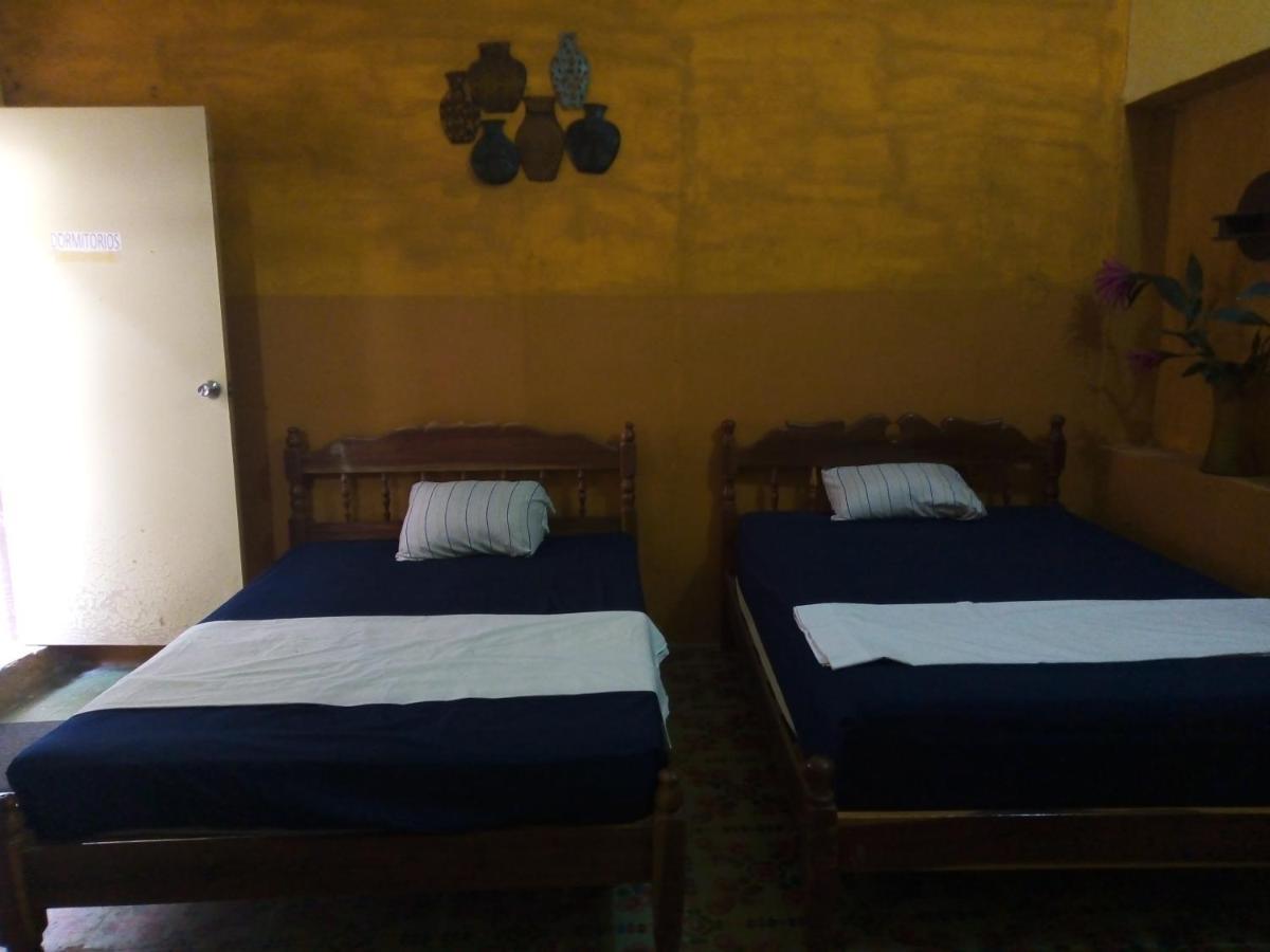 Cuartos Y Hostal Jaqueline Campeche Extérieur photo